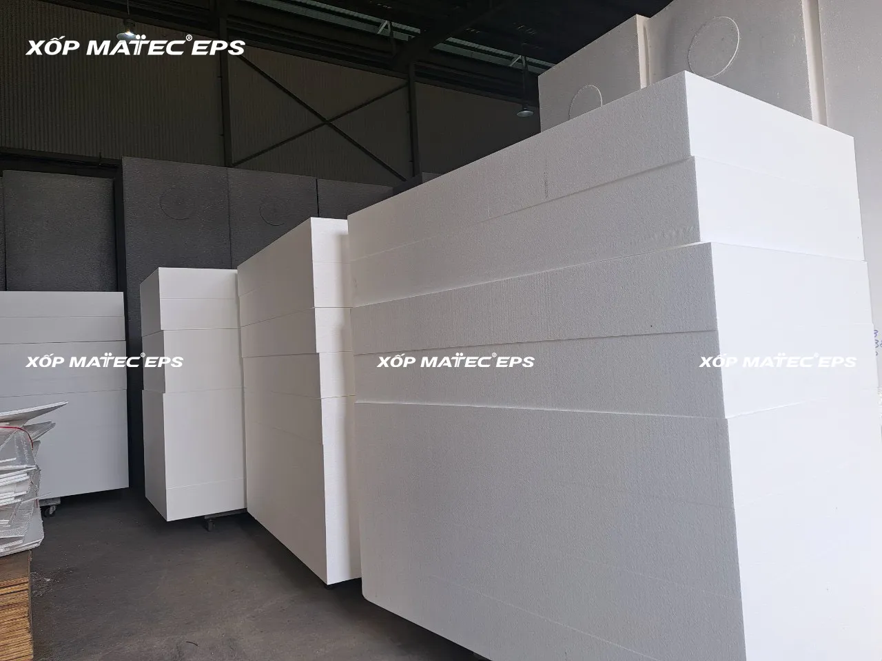 Hình ảnh xốp chống cháy lan